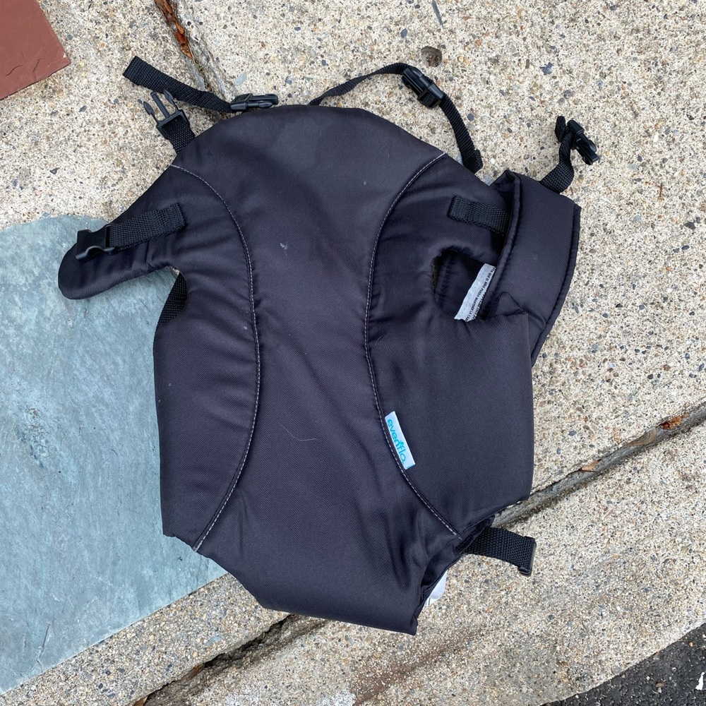 Evenflo Infant Carrier